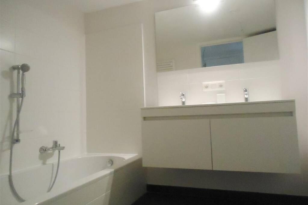 Luxury Suite Apartment Flagey/Louizalaan Брюссель Екстер'єр фото